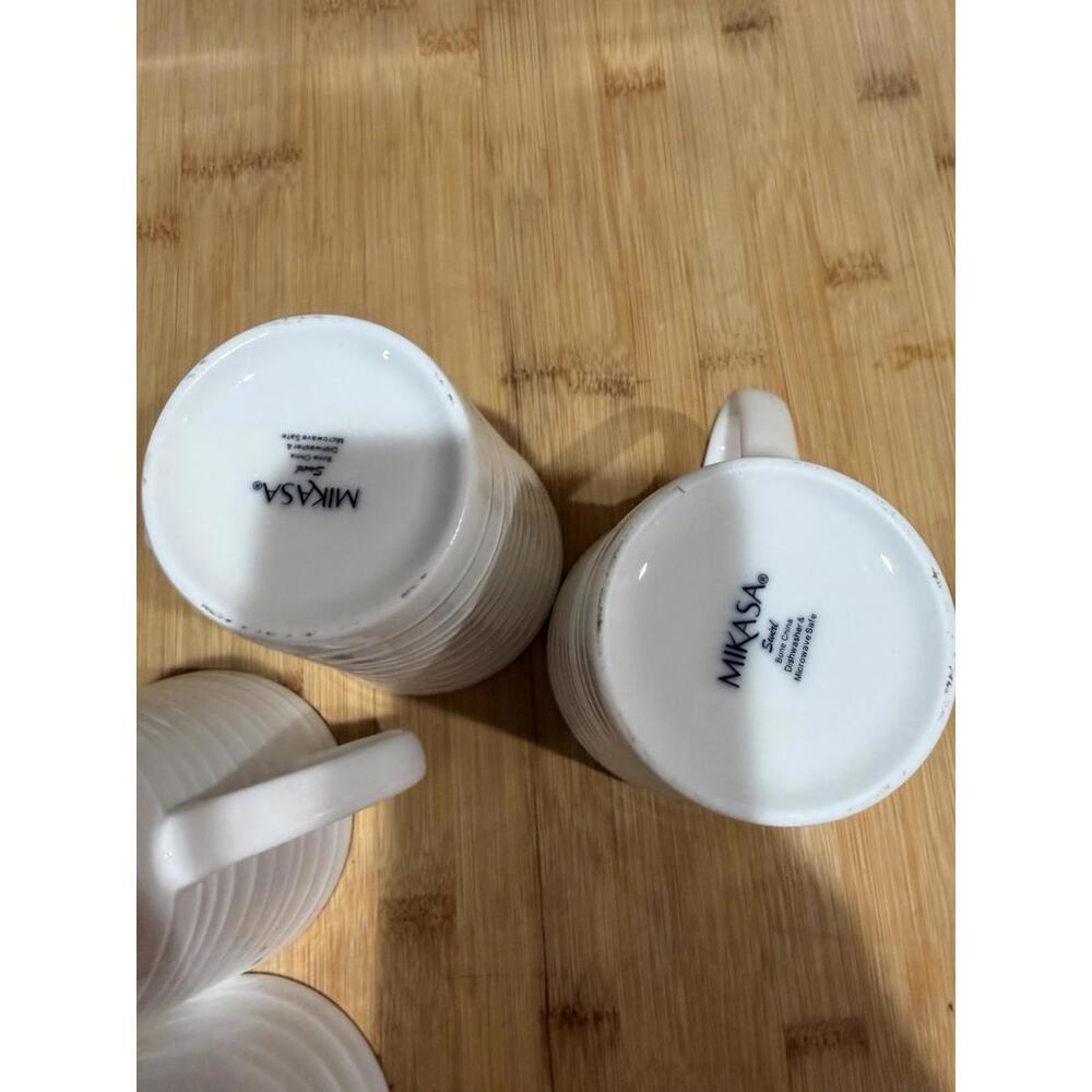 Set Of 4 Mikasa Swirl White Bone China Coffee Cup 4.5" Tall Mug Ribbed * - Picture 7 of 10